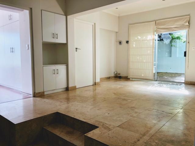 To Let 4 Bedroom Property for Rent in Hout Bay Western Cape
